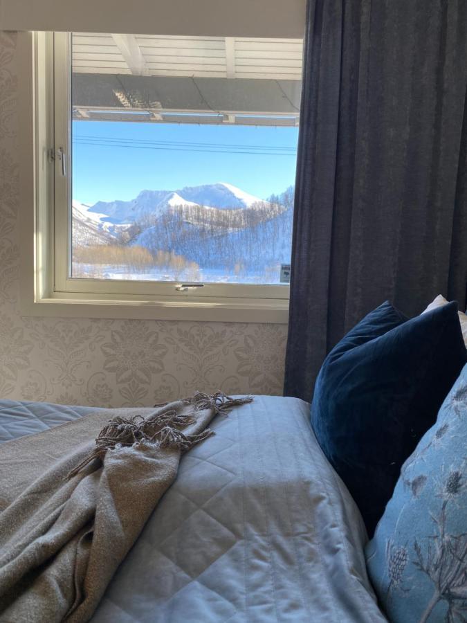 Hundbergan Apartment-Free Parking-15 Min From Tromso Tromsdalen Екстер'єр фото